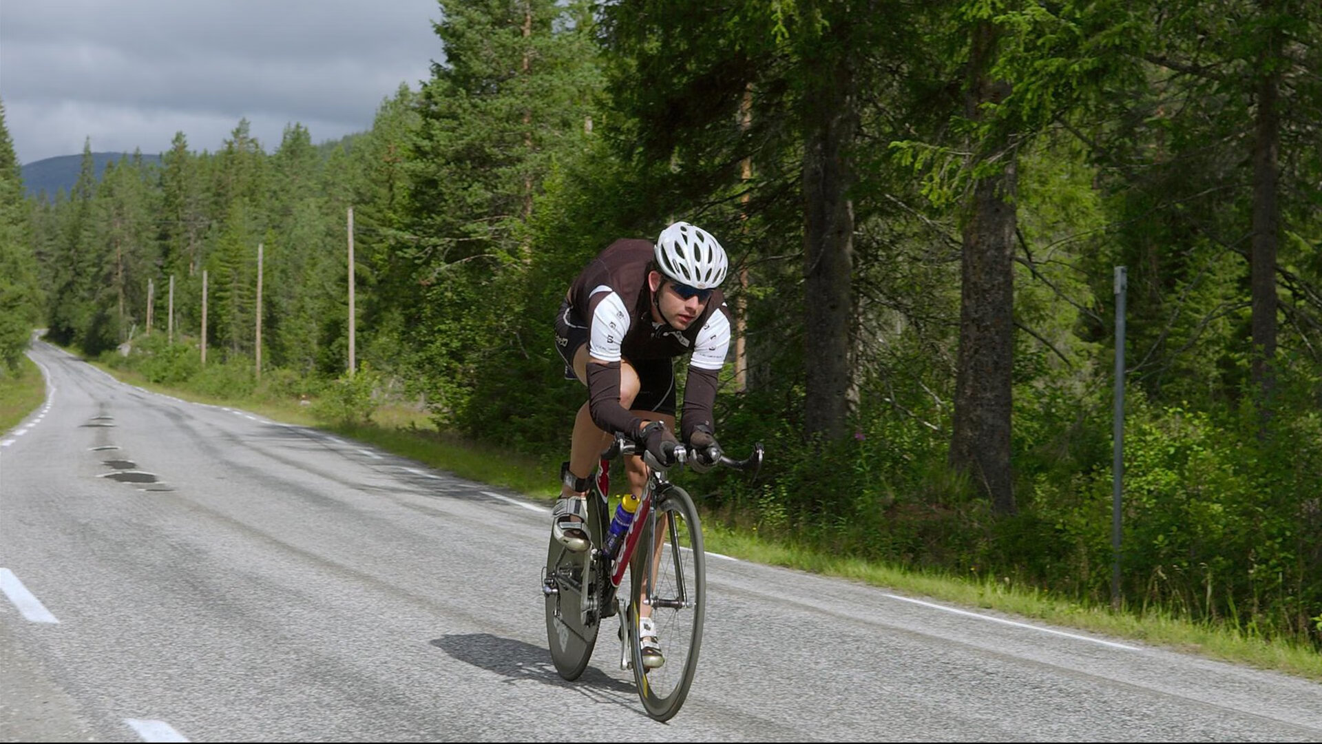 美国游泳队新星崭露头角，备战奥运，美国游泳队队长是谁